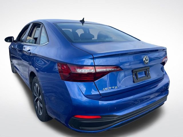 Used 2022 Volkswagen Jetta S image 3
