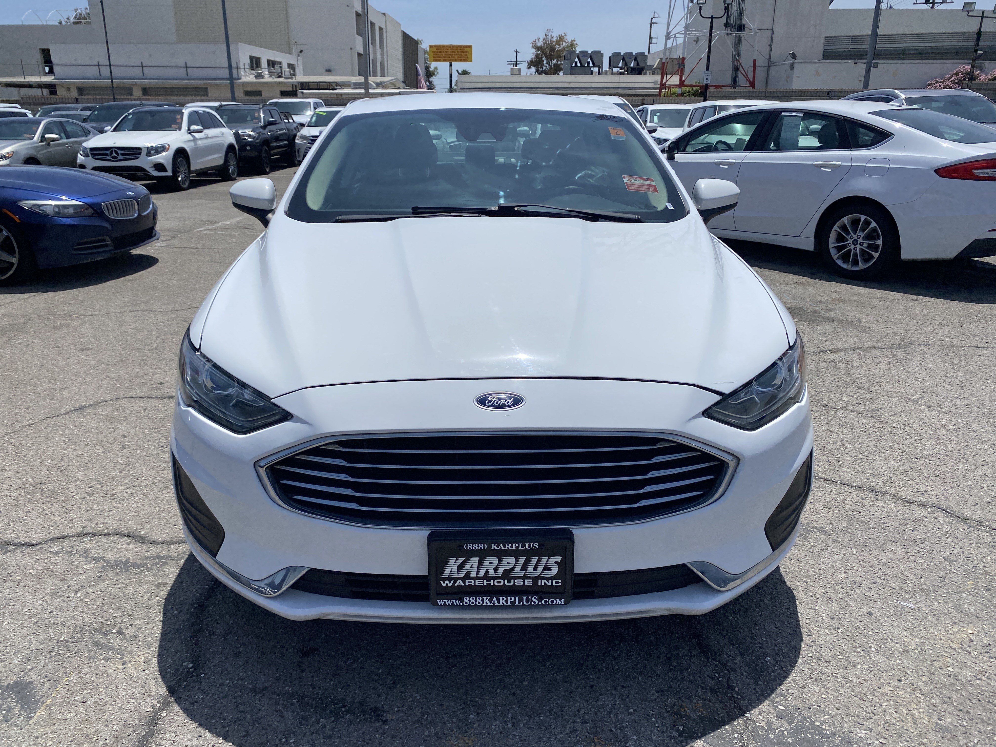 Used 2019 Ford Fusion SE FWD image 3