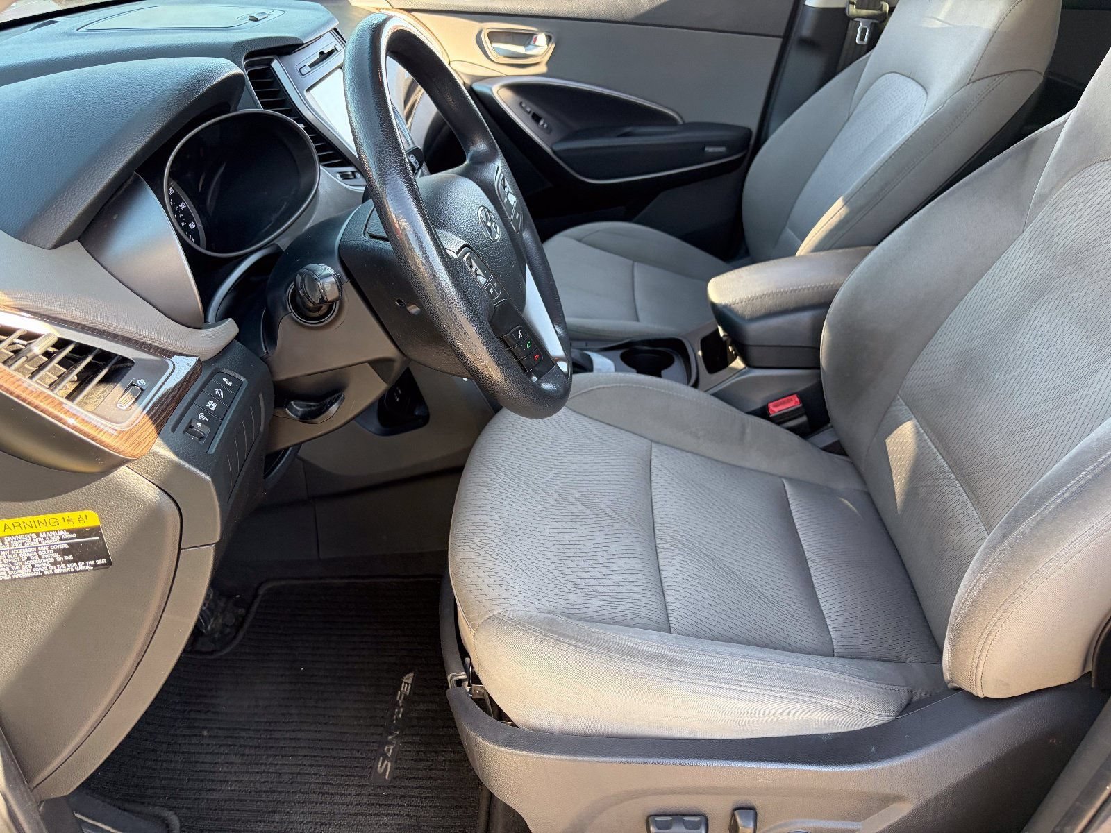 Used 2017 Hyundai Santa Fe Sport FWD image 20