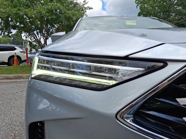 Certified 2026 Acura MDX w/ Advance Package AWD/4WD image 9