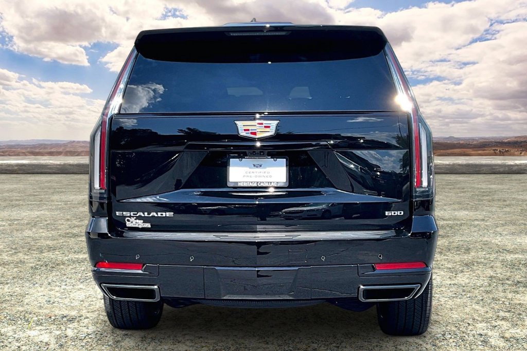 Certified 2026 Cadillac Escalade Platinum Sport w/ LPO, Floor Liner Package AWD/4WD image 6