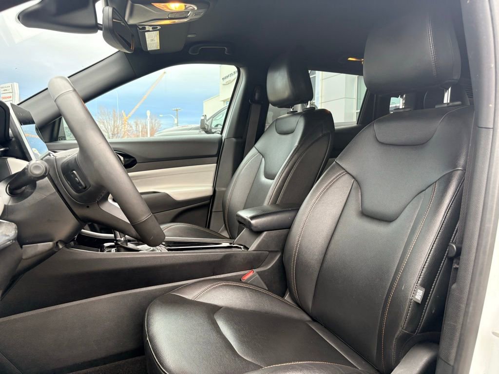 Used 2024 Jeep Compass Limited image 20