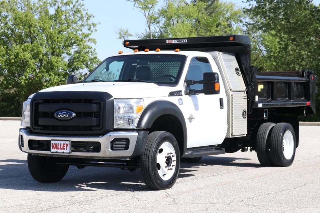 Used 2016 Ford F550 2WD Regular Cab Super Duty image 4