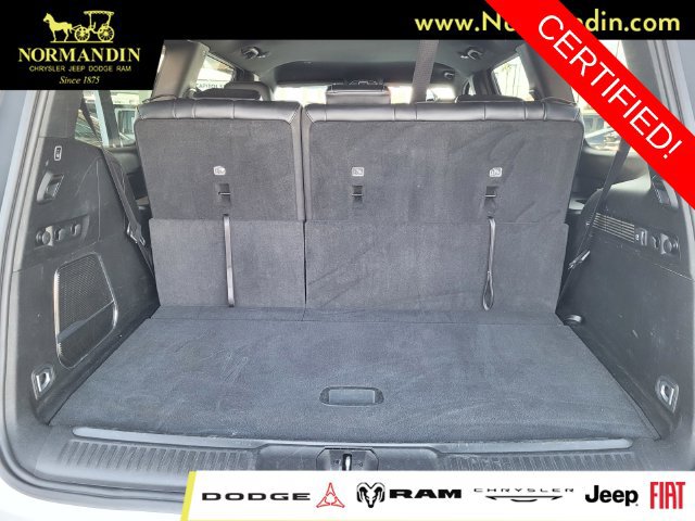 Certified 2024 Jeep Wagoneer Series II w/ Flexible Seating Group RWD image 19