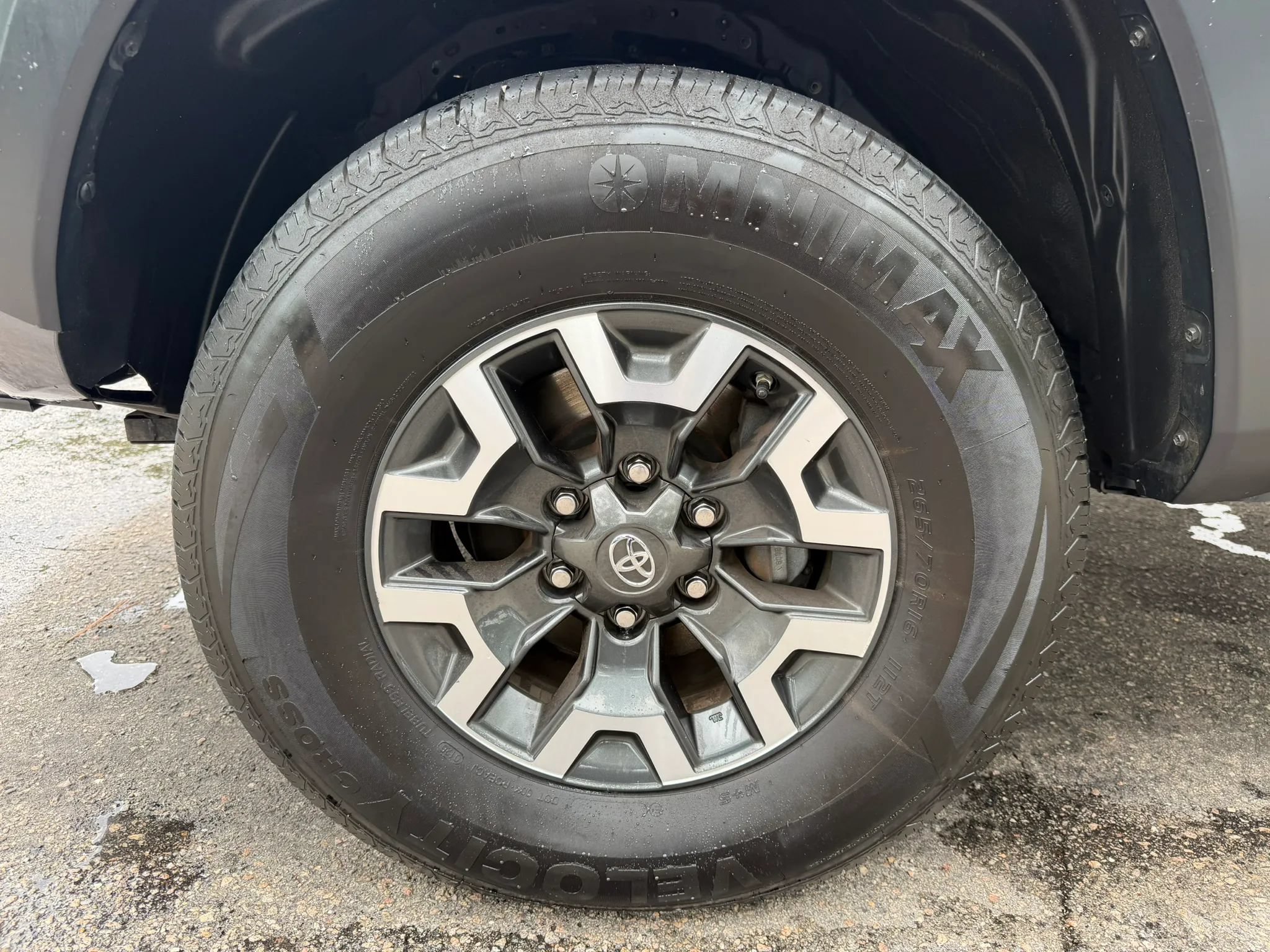 Used 2019 Toyota Tacoma TRD Off-Road RWD image 31