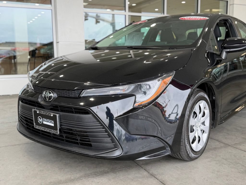 Certified 2024 Toyota Corolla LE FWD image 3