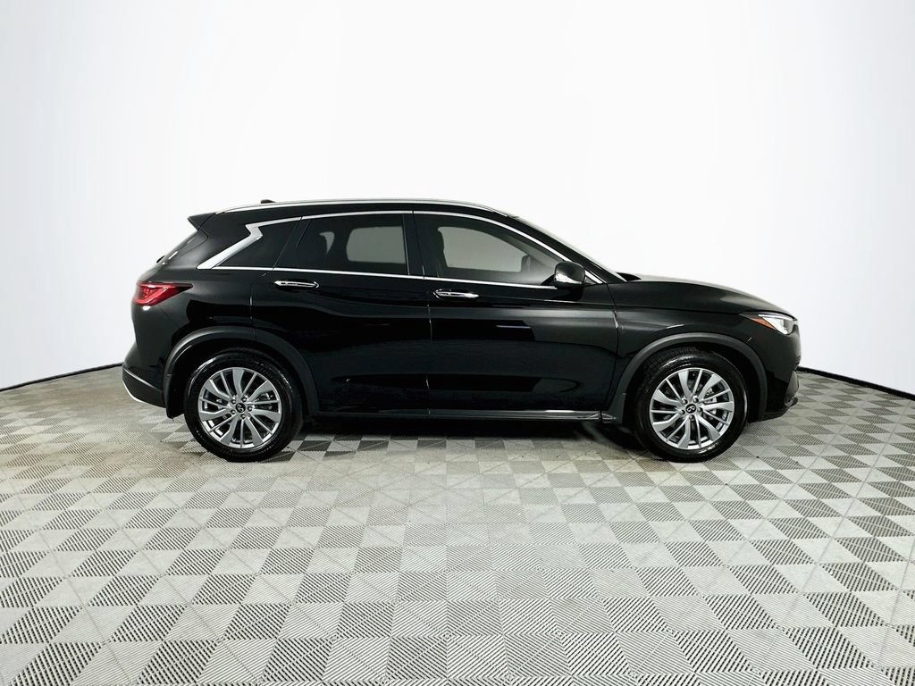 Used 2025 INFINITI QX50 Luxe AWD/4WD image 8