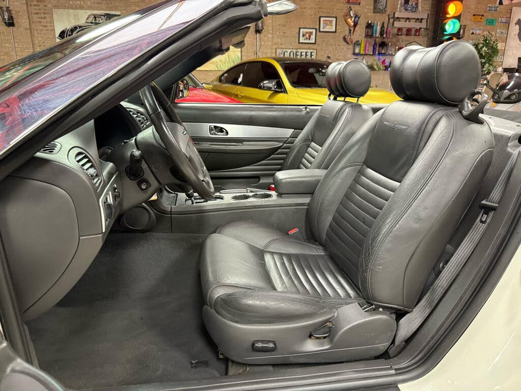 Used 2002 Ford Thunderbird RWD image 27