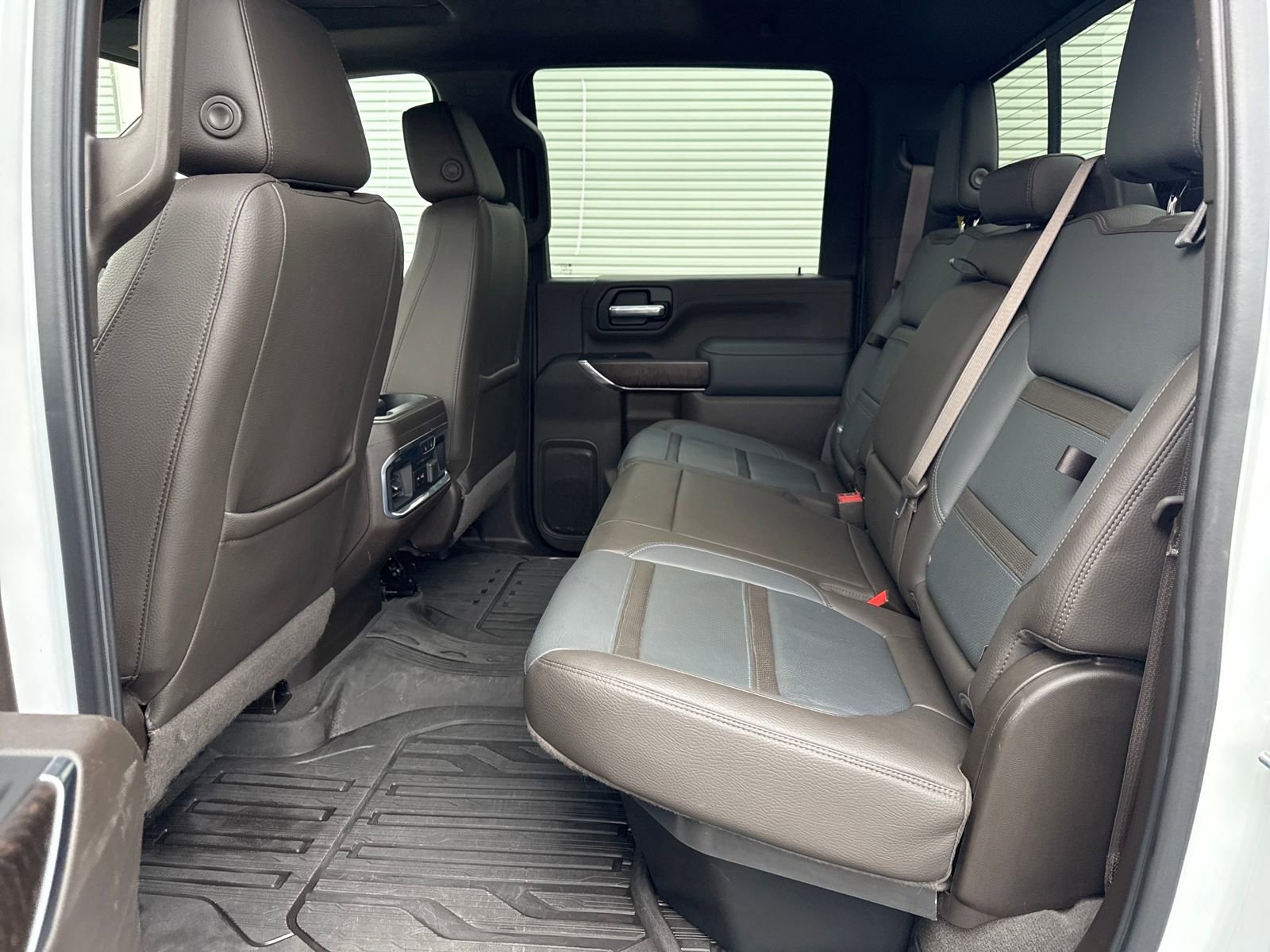 Used 2020 GMC Sierra 2500 Denali w/ Denali Ultimate Package image 25