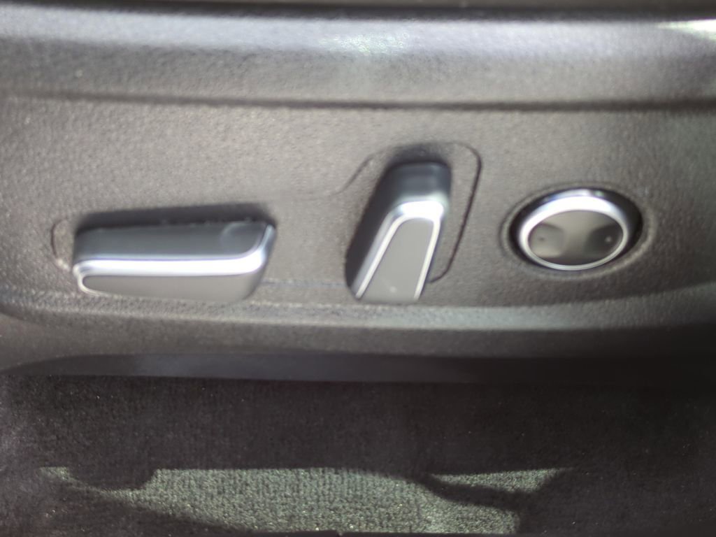 Used 2023 Hyundai Palisade SEL image 18