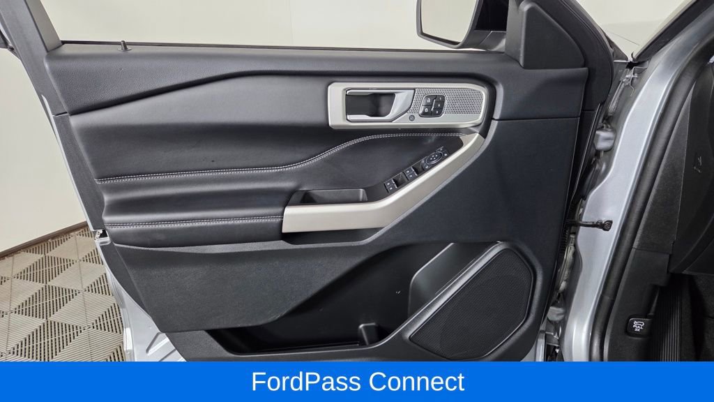 Used 2023 Ford Explorer Limited w/ Equipment Group 301A image 14