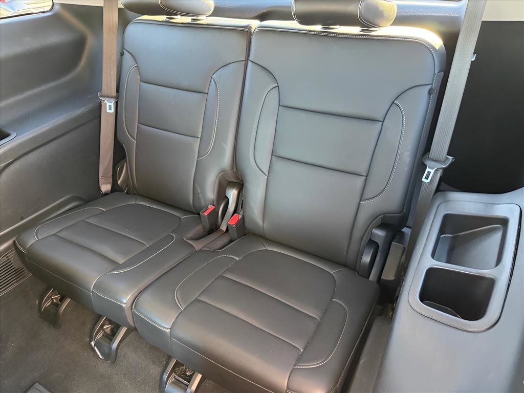 Used 2023 GMC Acadia SLT image 17