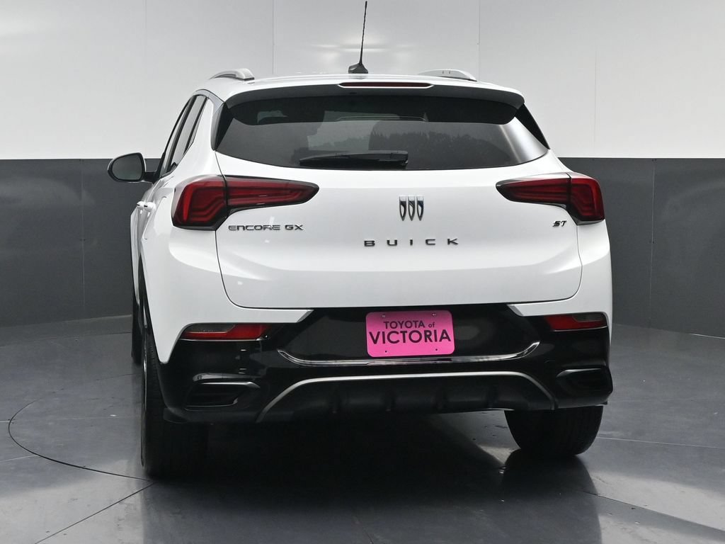Used 2024 Buick Encore GX Sport Touring FWD image 20