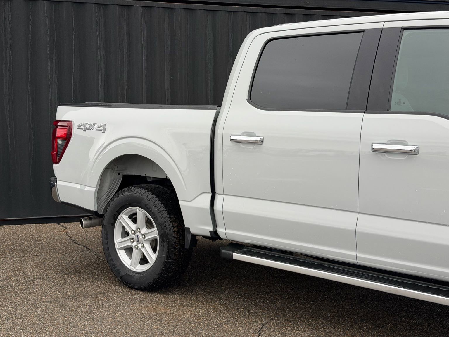 Used 2024 Ford F150 XLT w/ Tow/Haul Package image 6