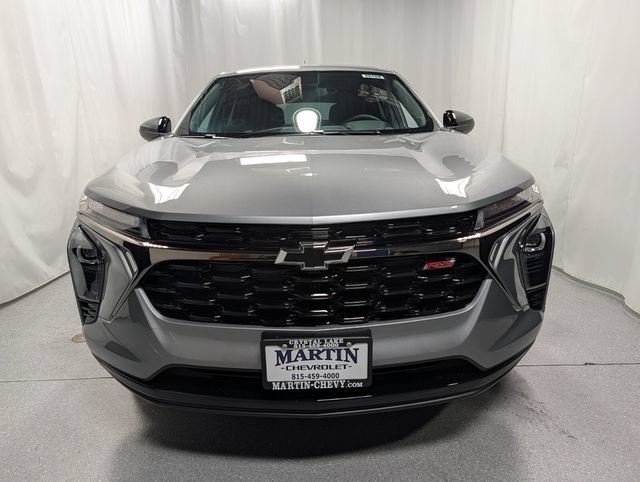 New 2026 Chevrolet Trax RS w/ Sunroof Package FWD image 8