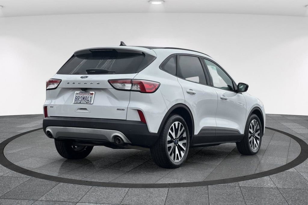 Used 2020 Ford Escape SE Sport image 5