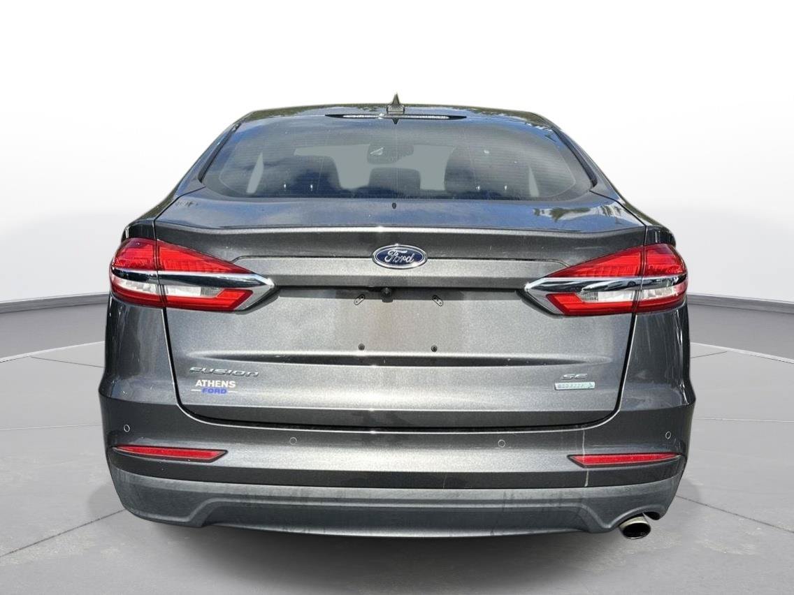 Used 2019 Ford Fusion SE FWD image 7