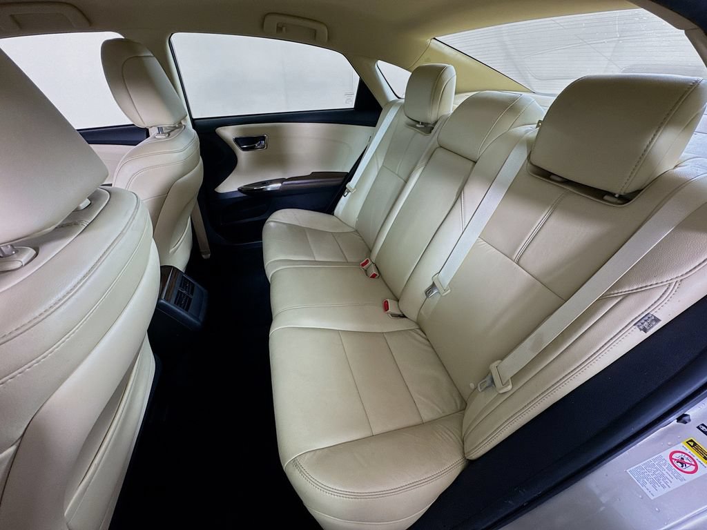Used 2015 Toyota Avalon XLE FWD image 23