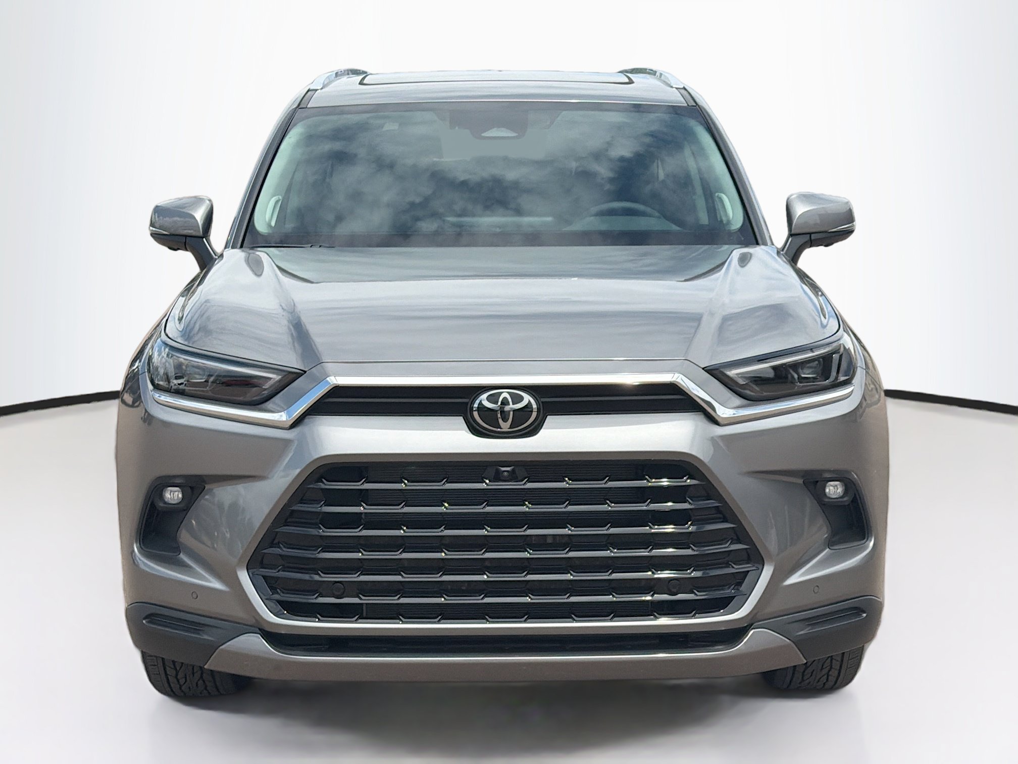 Used 2026 Toyota Grand Highlander AWD image 2