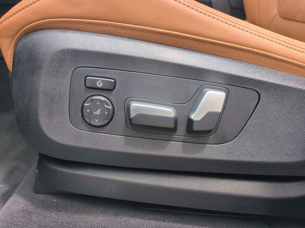 New 2026 BMW X5 xDrive40i w/ Premium Package image 19