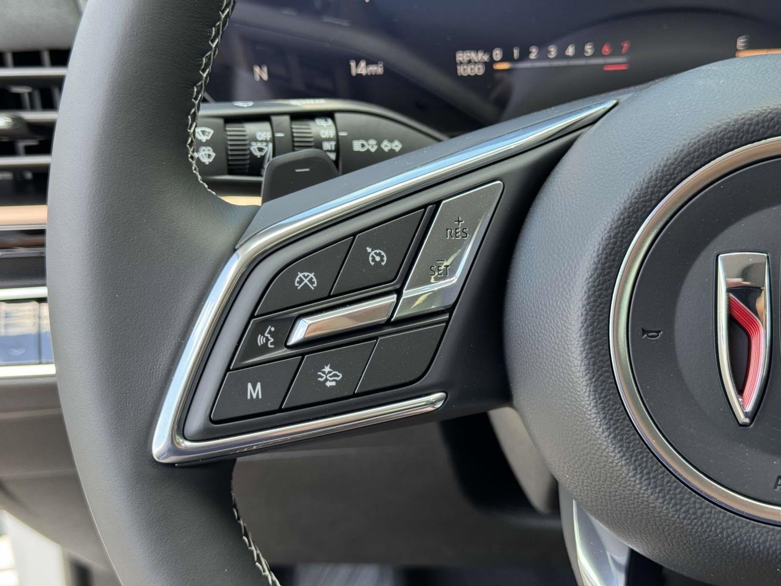 New 2025 Buick Envision Sport Touring image 9