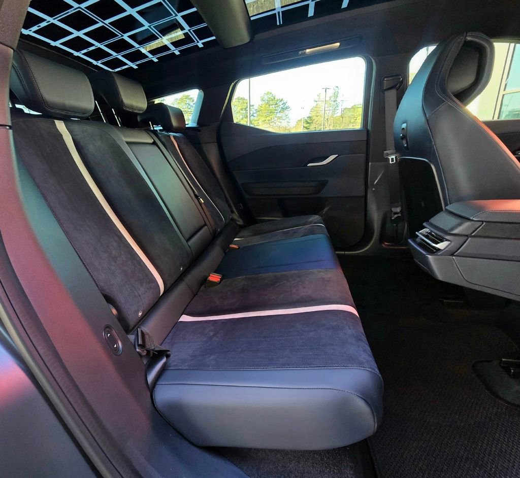 Used 2023 Fisker Ocean Extreme image 17