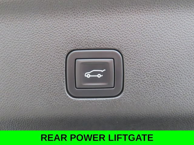 Used 2026 Chevrolet Tahoe High Country AWD/4WD image 33