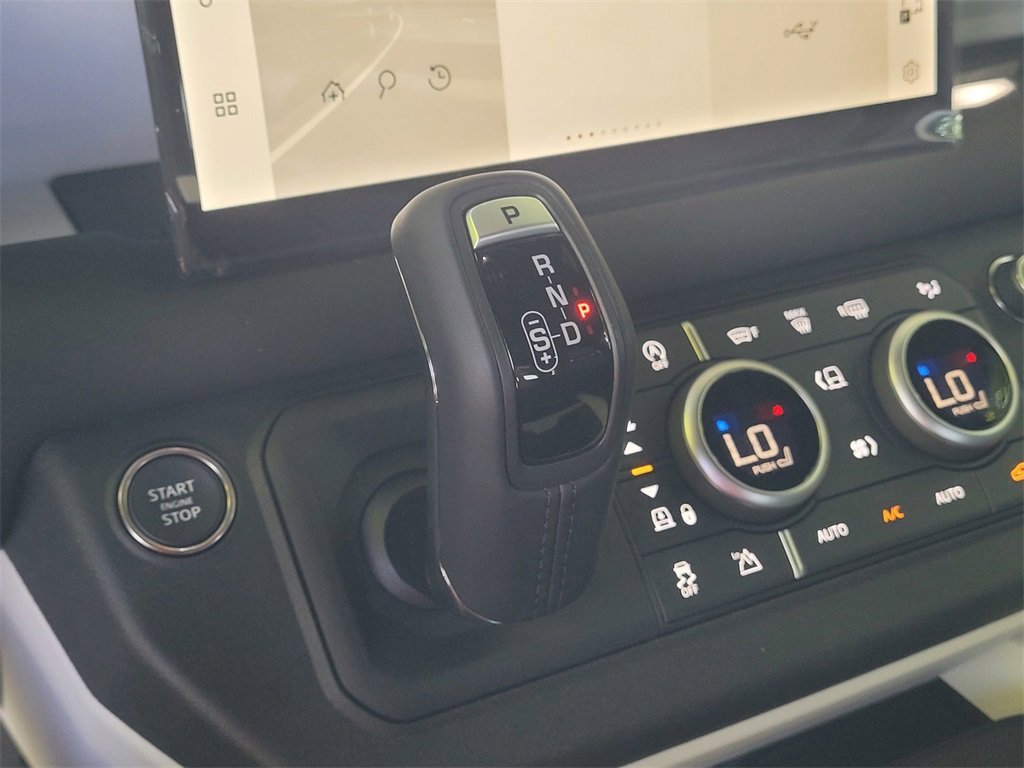 New 2025 Land Rover Defender 110 X-Dynamic SE image 14