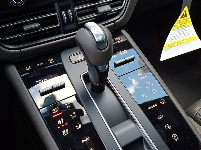 New 2026 Porsche Macan S image 16