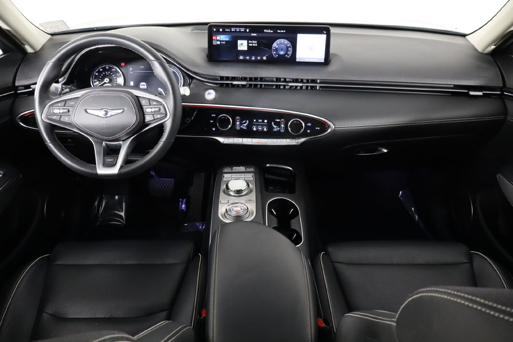 Used 2023 Genesis Electrified GV70 AWD/4WD image 13