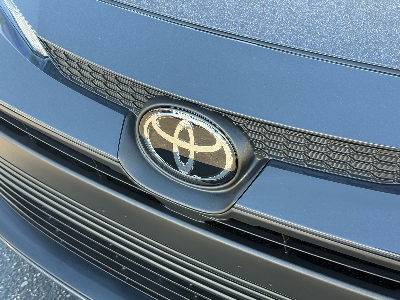 Used 2027 Toyota Corolla LE w/ LE Premium Package FWD image 33