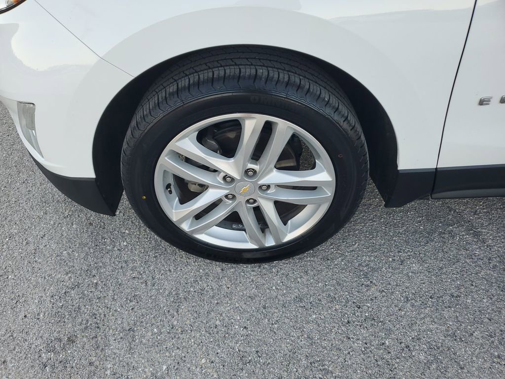 Used 2018 Chevrolet Equinox Premier image 18