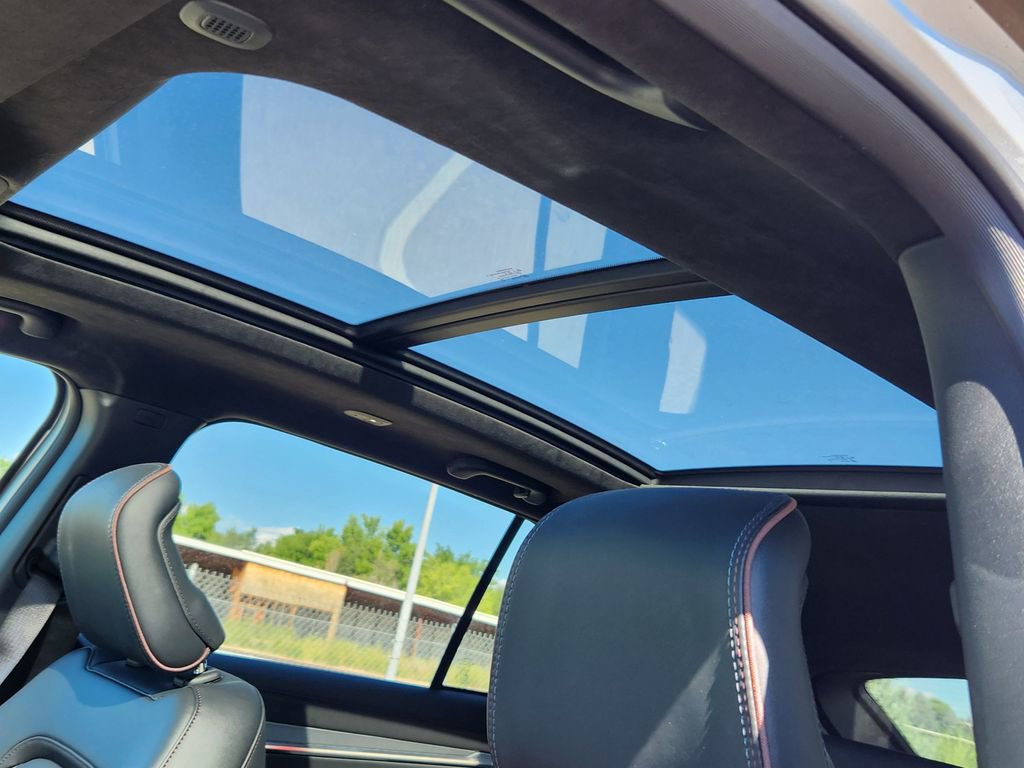 New 2025 Jeep Wagoneer S Launch Edition image 32