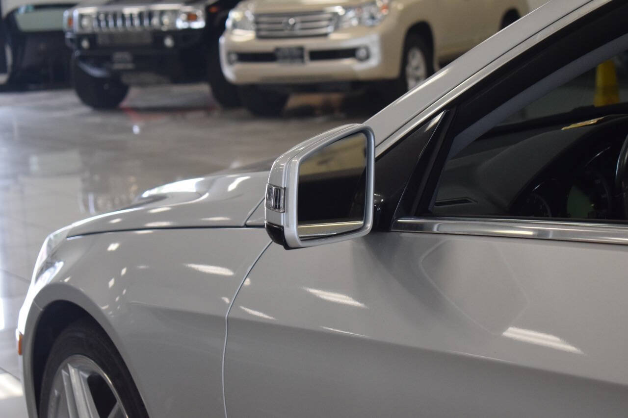 Used 2011 Mercedes-Benz E 550 Coupe image 14