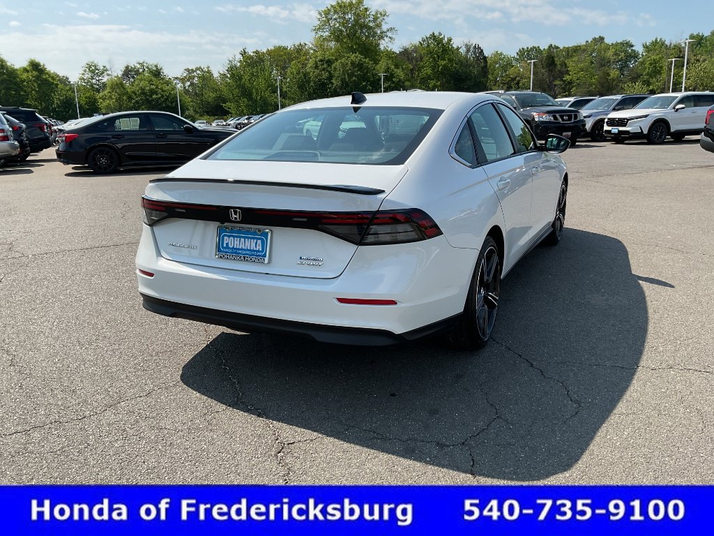 Used 2025 Honda Accord Sport image 5
