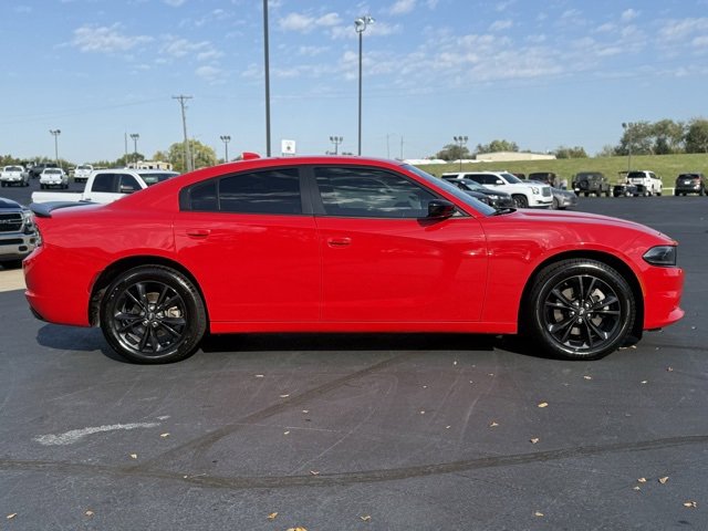 Used 2022 Dodge Charger SXT w/ Blacktop Package image 7