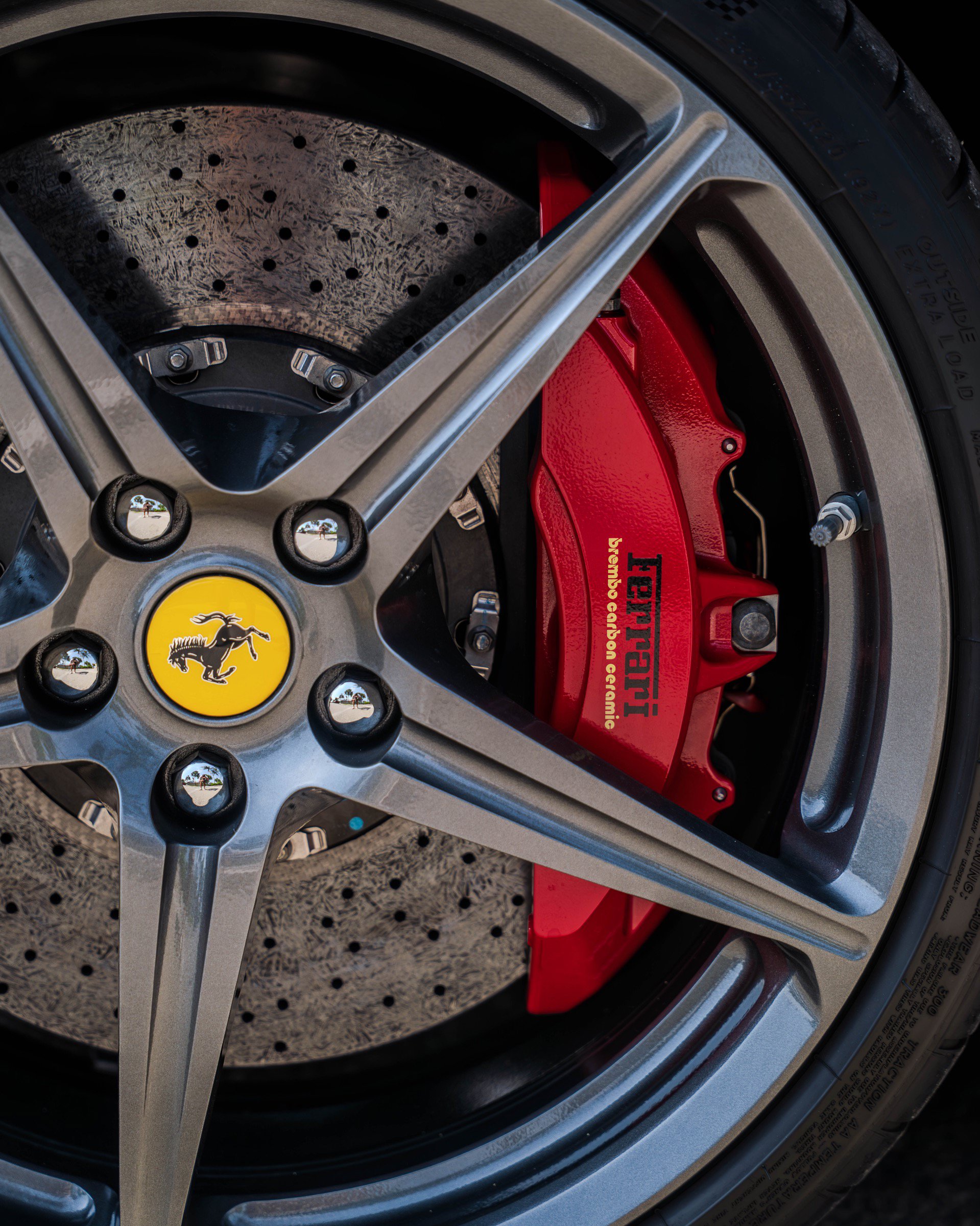 Used 2014 Ferrari 458 Spider RWD image 8