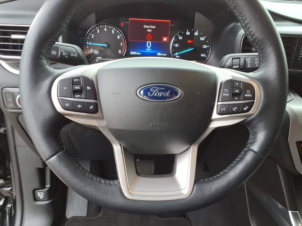 Used 2022 Ford Explorer XLT w/ Equipment Group 202A AWD/4WD image 23