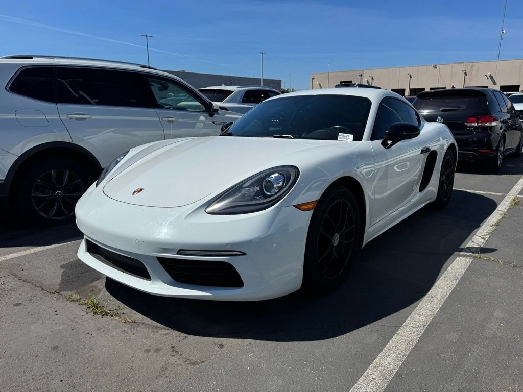 Used 2018 Porsche 718 Cayman image 3