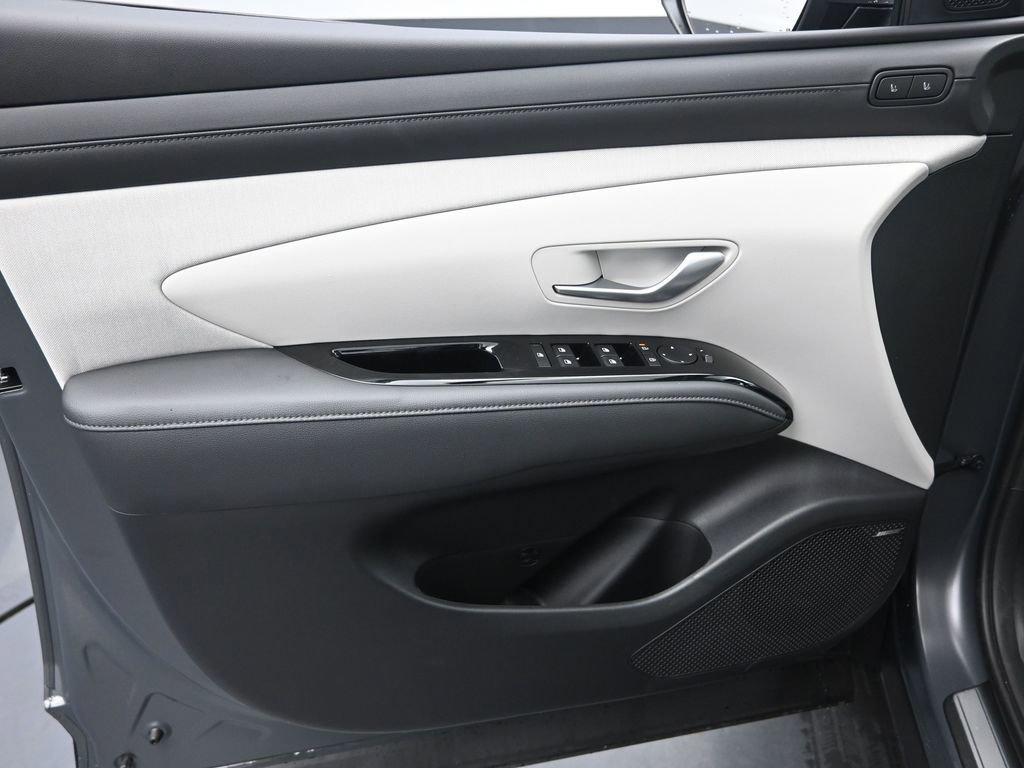 New 2025 Hyundai Tucson Limited image 27