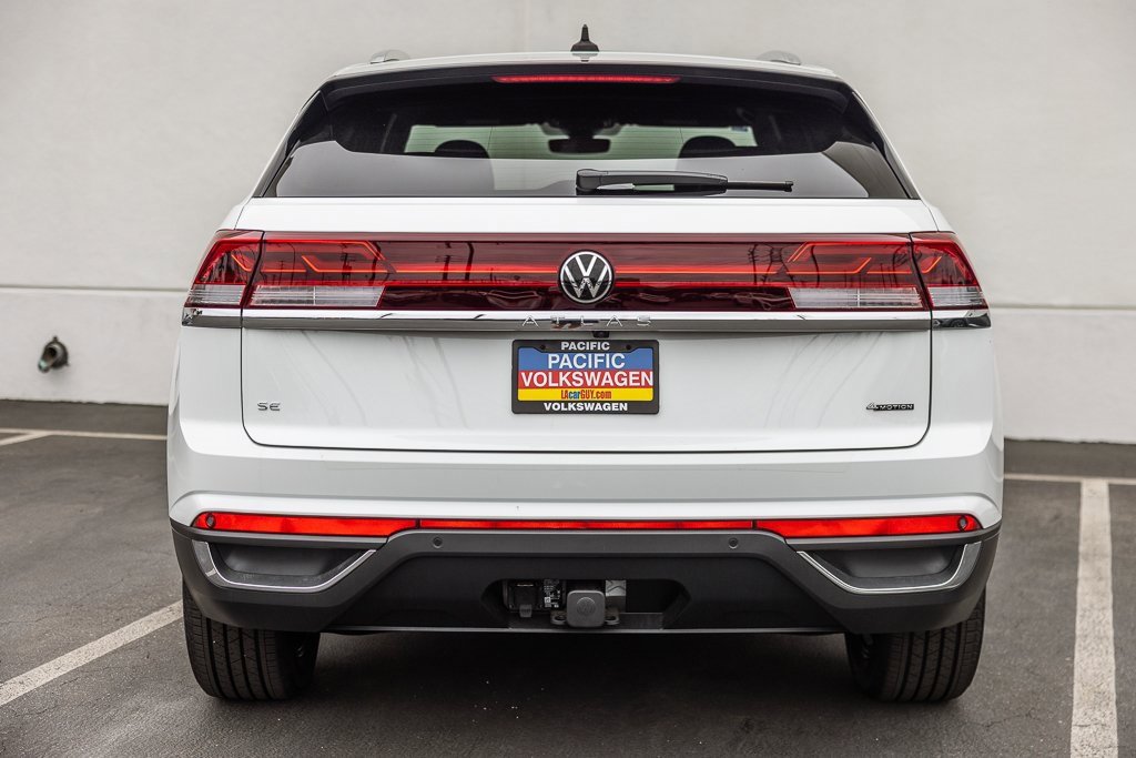 New 2026 Volkswagen Atlas Cross Sport SE image 4