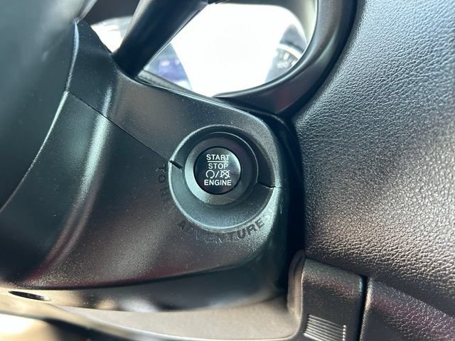 Used 2017 Jeep Renegade Sport w/ Power & Air Group AWD/4WD image 23