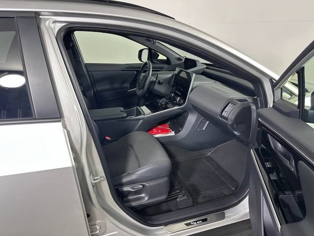 Used 2025 Toyota bZ4X AWD w/ Weather Package image 10