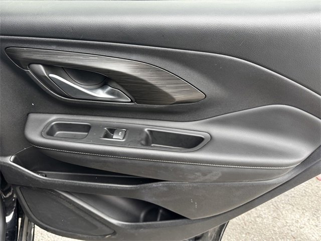 Used 2022 GMC Terrain SLE w/ Driver Convenience Package image 15
