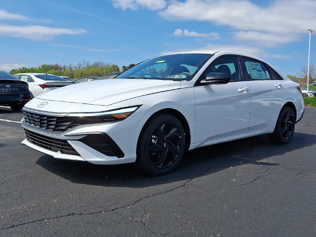 New 2026 Hyundai Elantra Sport w/ Cargo Package FWD image 2