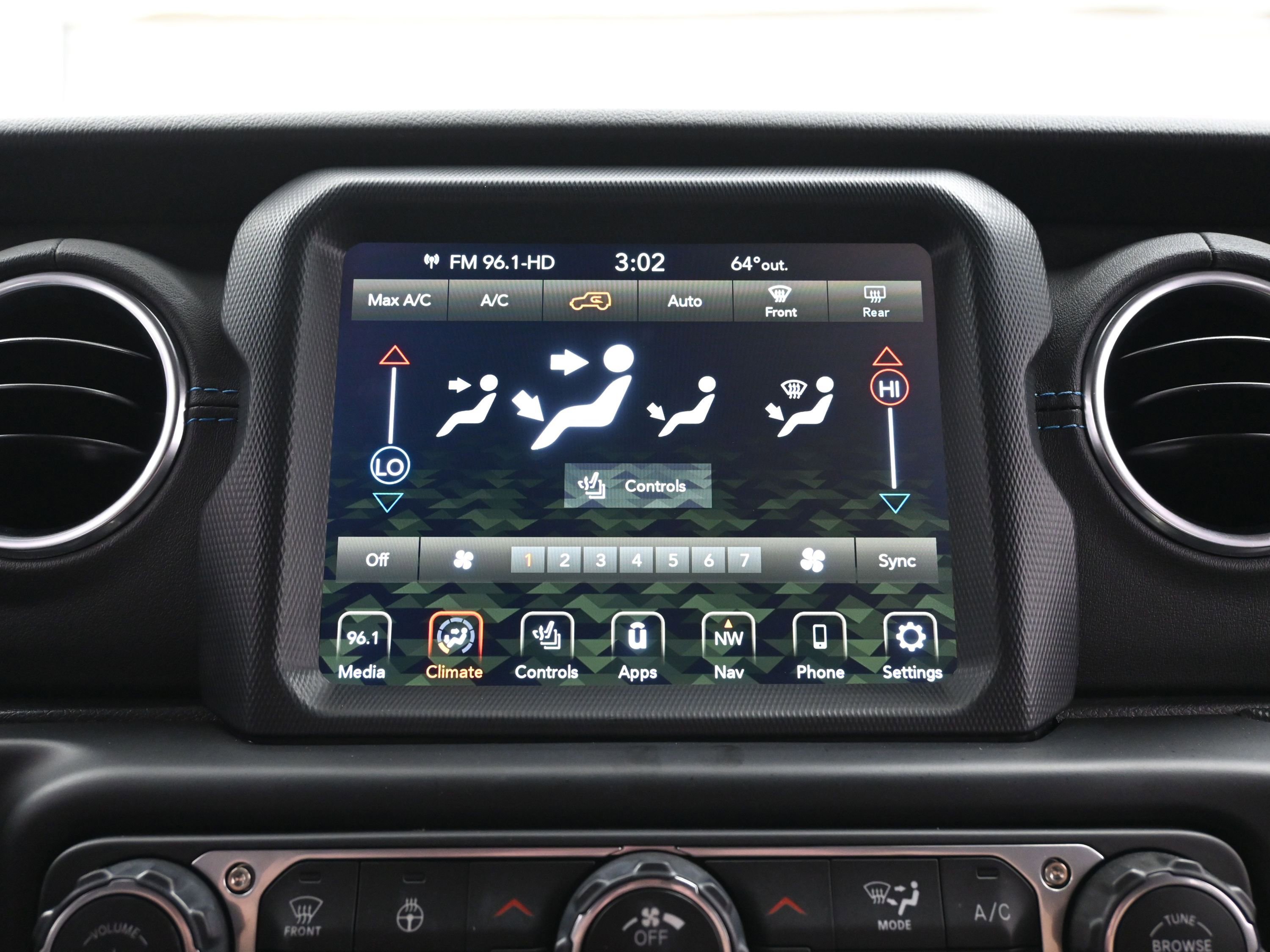 Used 2022 Jeep Wrangler Unlimited Rubicon 4xe w/ Cold Weather Group image 35