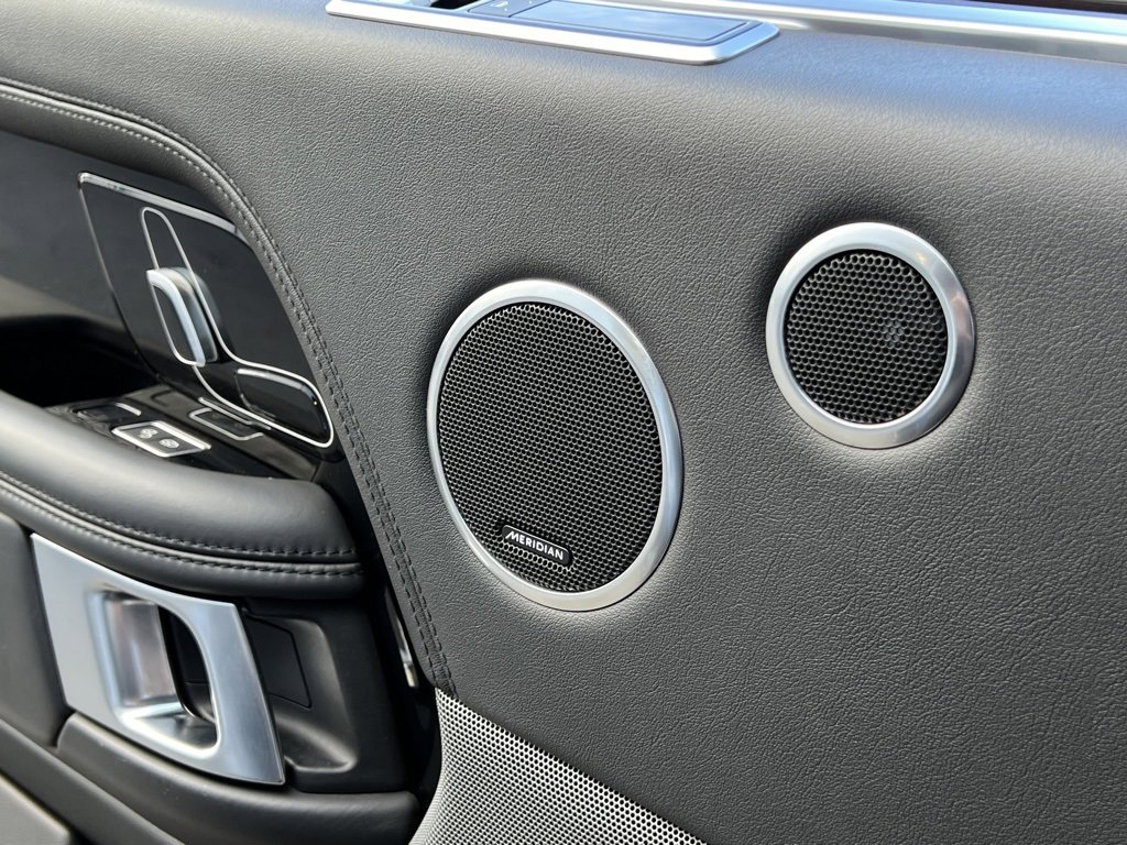 Used 2019 Land Rover Range Rover Long Wheelbase Supercharged image 33