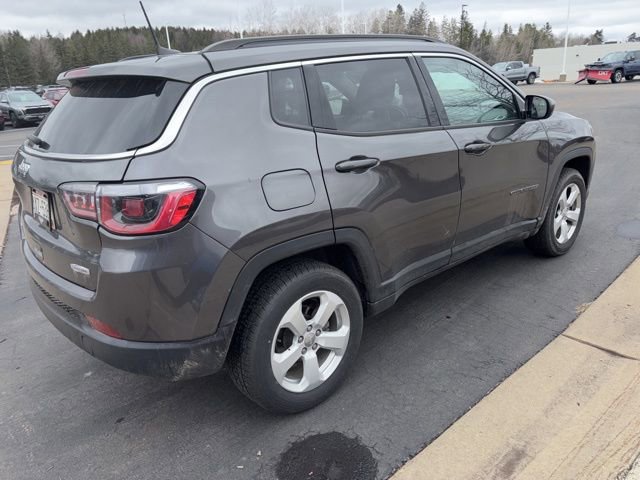 Used 2018 Jeep Compass Latitude w/ Popular Equipment Group image 3