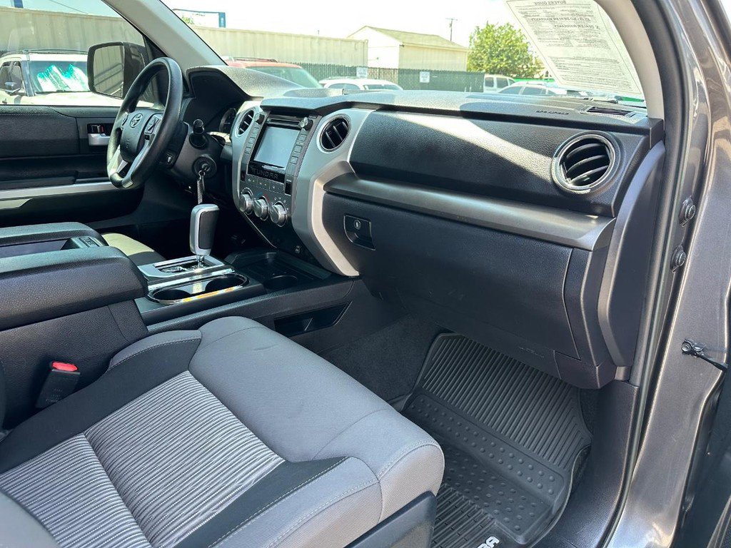 Used 2017 Toyota Tundra SR5 image 20