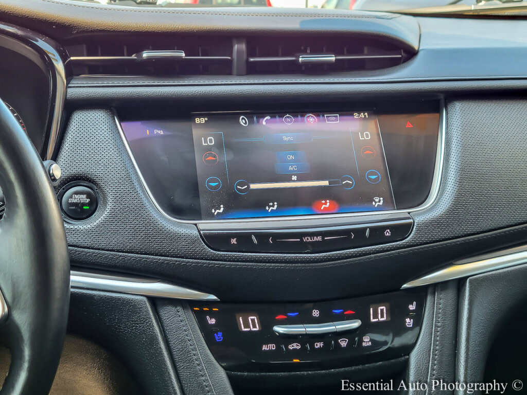 Used 2017 Cadillac XT5 Premium Luxury image 23